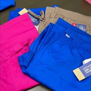 Scrubs - size Small (TALL)